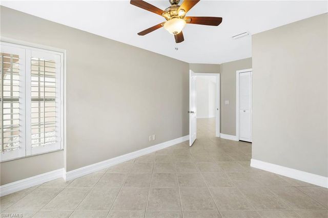 10340 Regent CIR, Naples, FL 34109