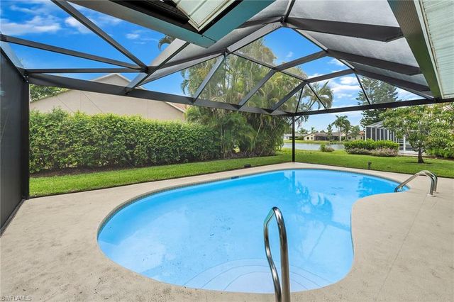 10340 Regent CIR, Naples, FL 34109