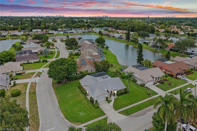 10340 Regent CIR, Naples, FL 34109