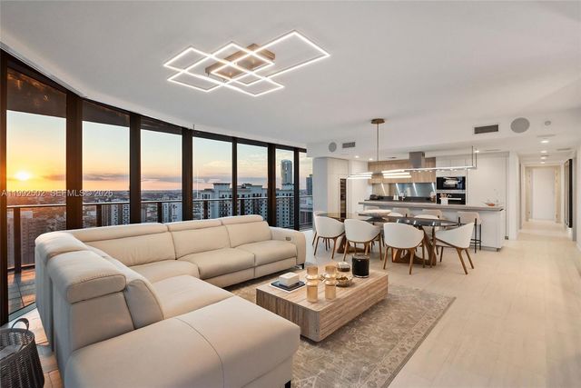 1000 Brickell Plz 3702, Miami, FL 33131