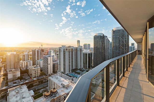 1000 Brickell Plz 3702, Miami, FL 33131