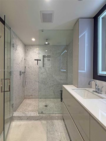 1000 Brickell Plz 3702, Miami, FL 33131