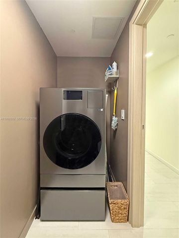 1000 Brickell Plz 3702, Miami, FL 33131