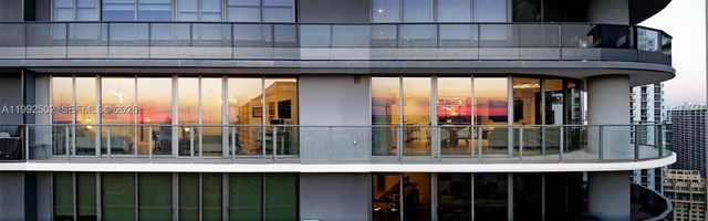 1000 Brickell Plz 3702, Miami, FL 33131