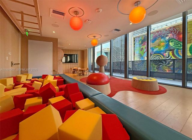 1000 Brickell Plz 3702, Miami, FL 33131