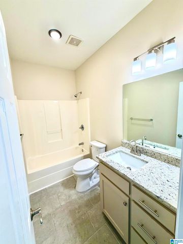 145 BERKSHIRE MANOR CIRCLE, Alabaster, AL 35007