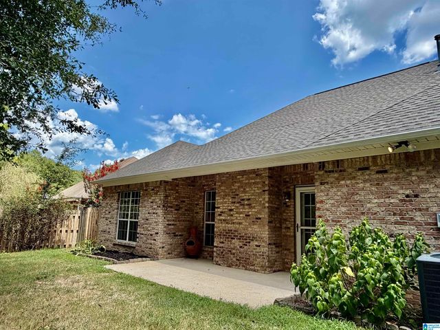 145 BERKSHIRE MANOR CIRCLE, Alabaster, AL 35007
