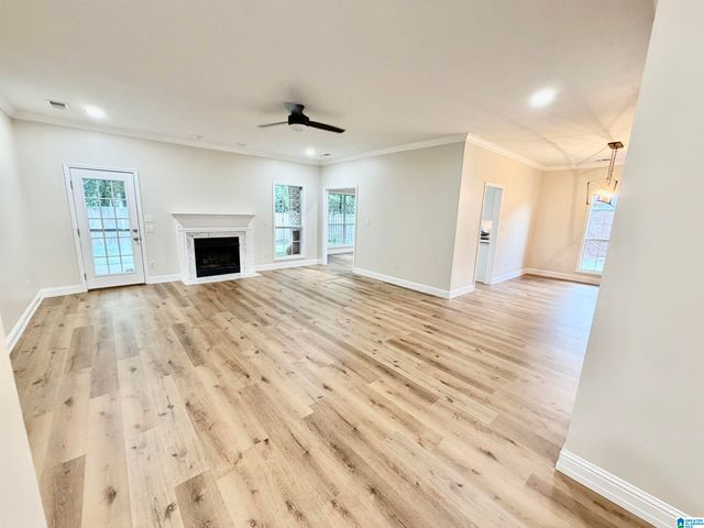 145 BERKSHIRE MANOR CIRCLE, Alabaster, AL 35007