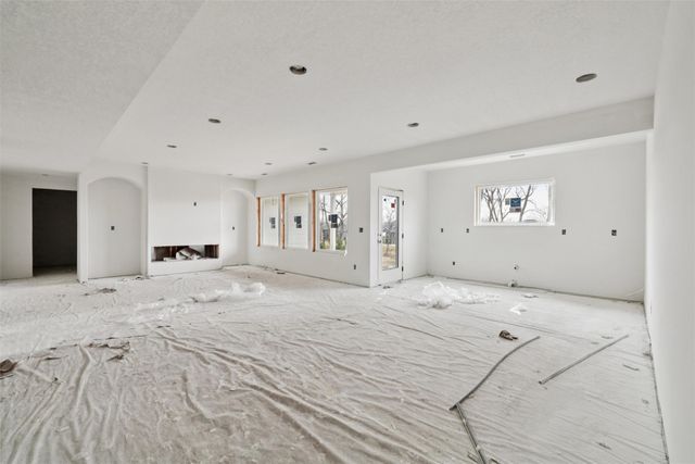 14503 Catalpa Drive, Urbandale, IA 50323