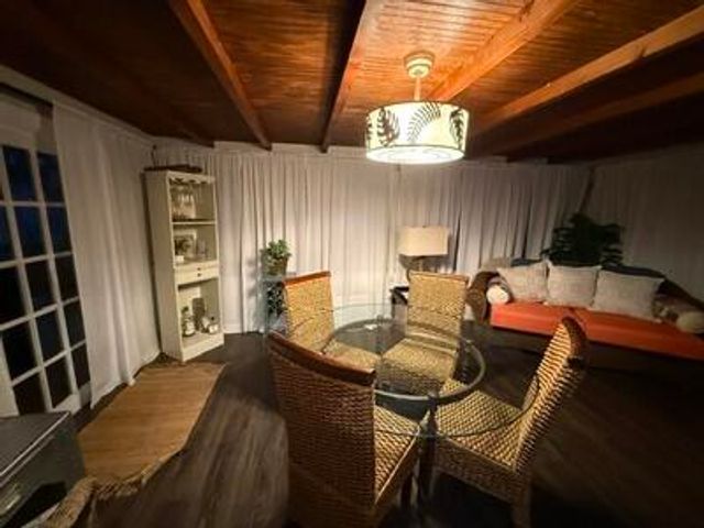 532 Foresteria Drive, West Palm Beach, FL 33403