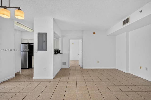 1 Glen Royal Parkway 903, Miami, FL 33125