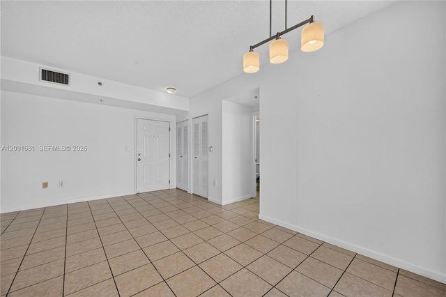 1 Glen Royal Parkway 903, Miami, FL 33125