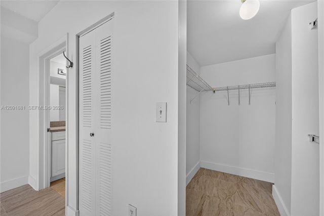 1 Glen Royal Parkway 903, Miami, FL 33125