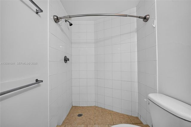 1 Glen Royal Parkway 903, Miami, FL 33125