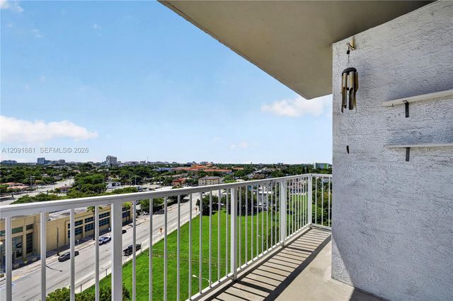 1 Glen Royal Parkway 903, Miami, FL 33125