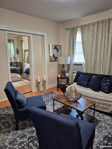 44 King Street 2nd Flr, Haledon, NJ 07508