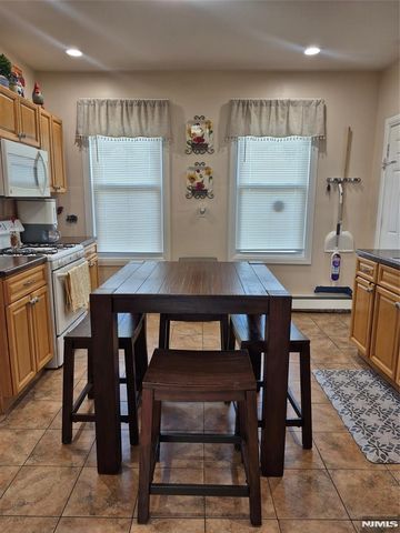 44 King Street 2nd Flr, Haledon, NJ 07508