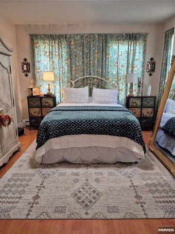 44 King Street 2nd Flr, Haledon, NJ 07508