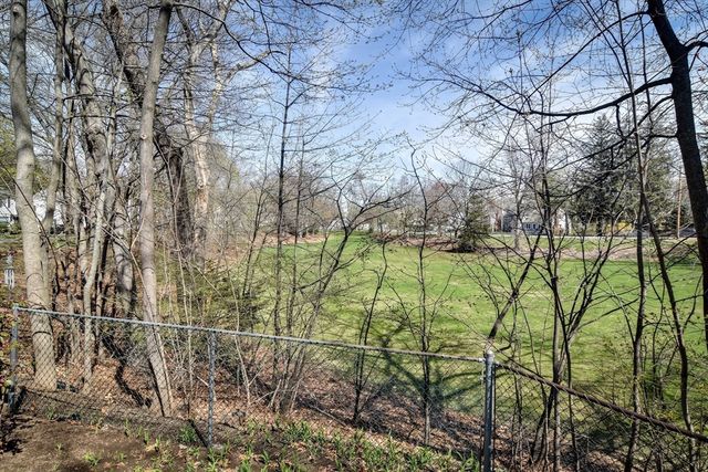 13 Normal Hill Road, Framingham, MA 01702