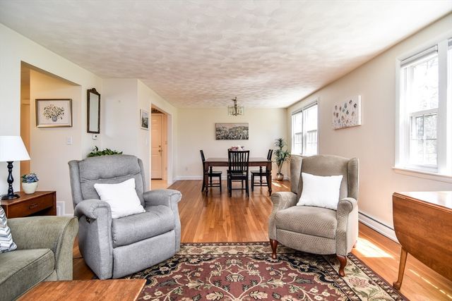 13 Normal Hill Road, Framingham, MA 01702