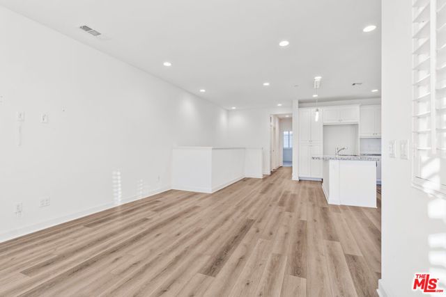 3970 S Oasis Paseo 222, Ontario, CA 91761