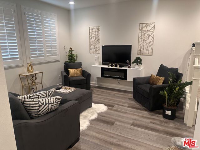 3970 S Oasis Paseo 222, Ontario, CA 91761