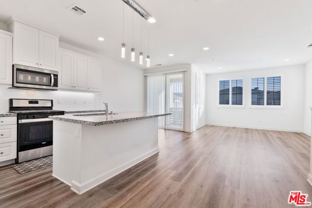 3970 S Oasis Paseo 222, Ontario, CA 91761