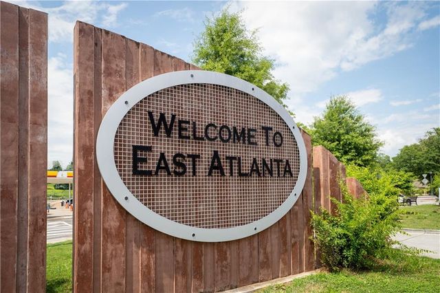 629 Stokeswood SE Avenue B, Atlanta, GA 30316