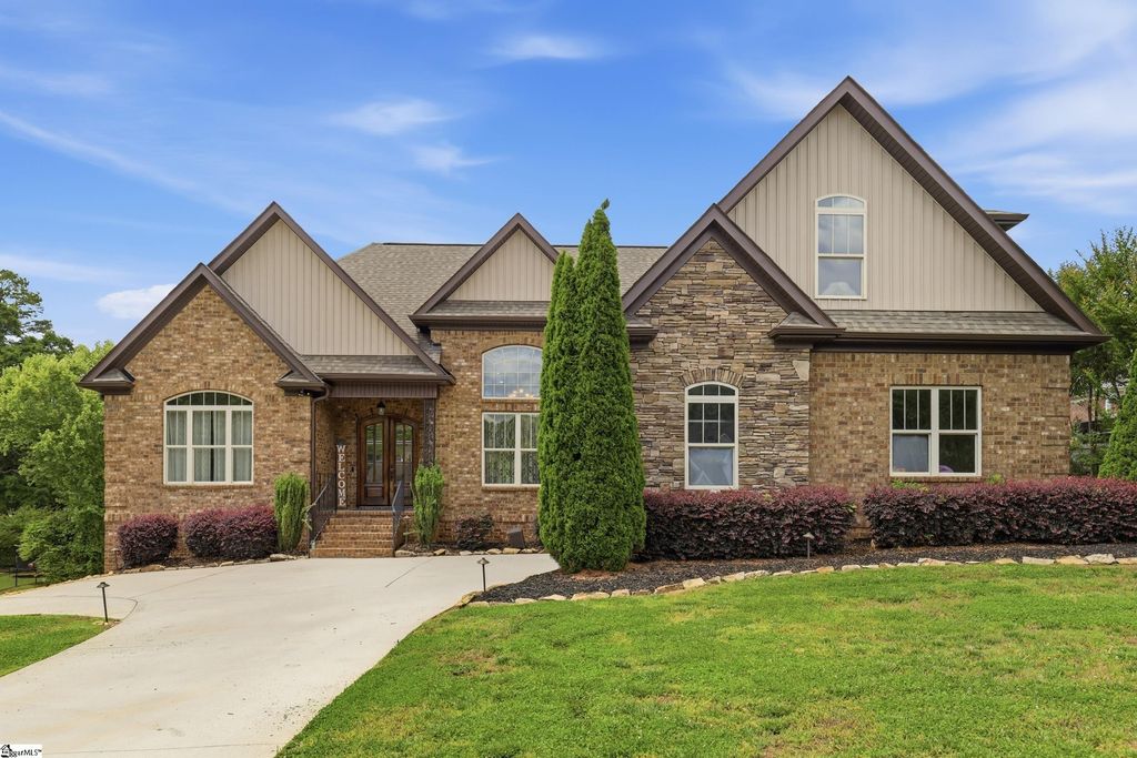 114 Birch River Road, Greenville, SC 29611