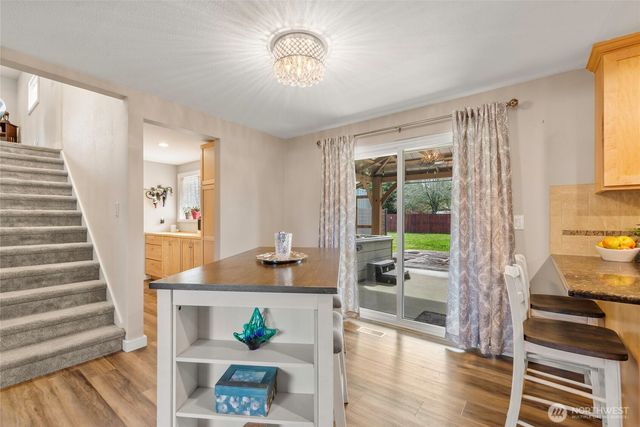 7016 98th Street Ct E, Puyallup, WA 98373