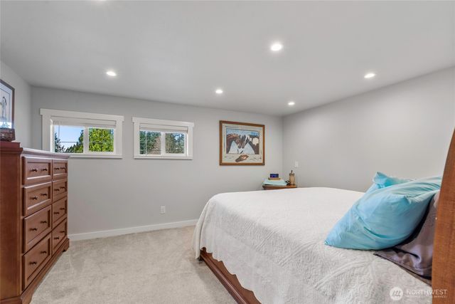 7016 98th Street Ct E, Puyallup, WA 98373