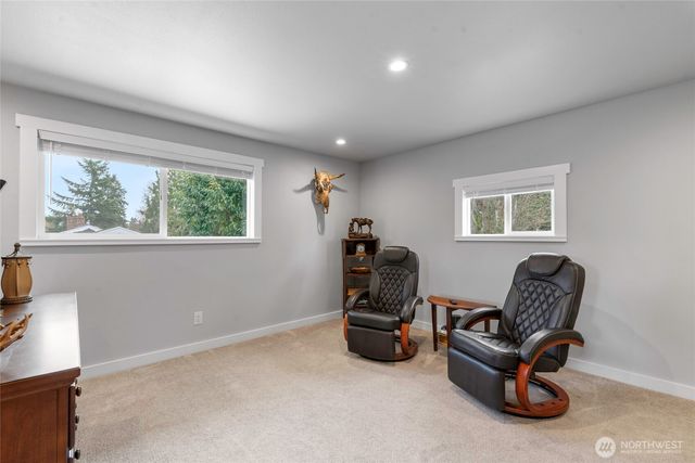 7016 98th Street Ct E, Puyallup, WA 98373