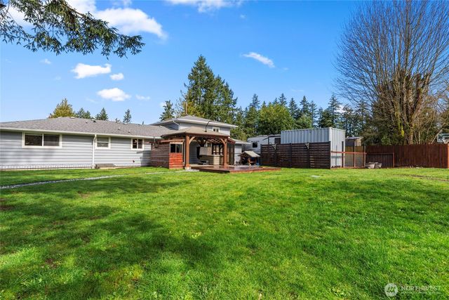 7016 98th Street Ct E, Puyallup, WA 98373