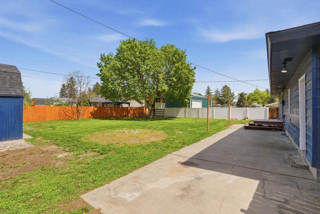 8105 E Cataldo Ave, Spokane Valley, WA 99212