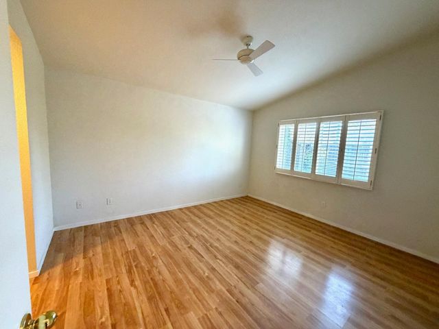 2385 Roualt St, Davis, CA 95618