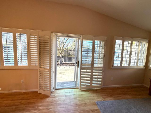 2385 Roualt St, Davis, CA 95618