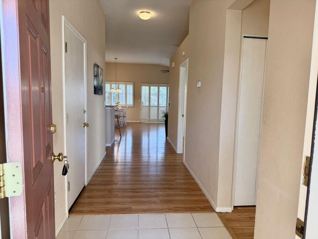 2385 Roualt St, Davis, CA 95618