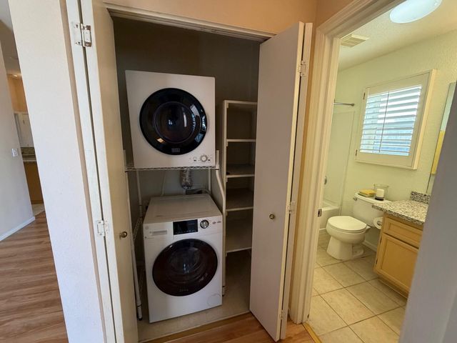 2385 Roualt St, Davis, CA 95618