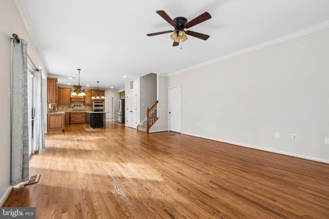 5871 PAINE RUN PL, Manassas, VA 20112