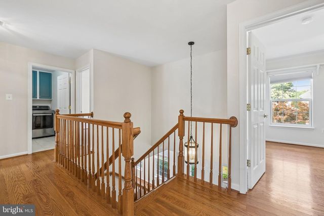 5871 PAINE RUN PL, Manassas, VA 20112
