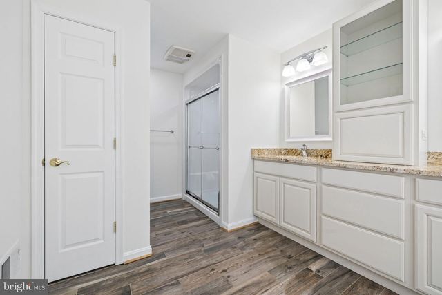 5871 PAINE RUN PL, Manassas, VA 20112