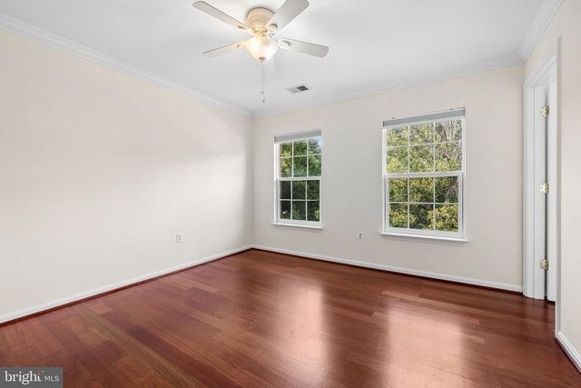 5871 PAINE RUN PL, Manassas, VA 20112