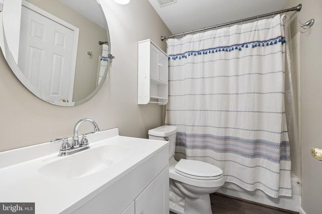 5871 PAINE RUN PL, Manassas, VA 20112