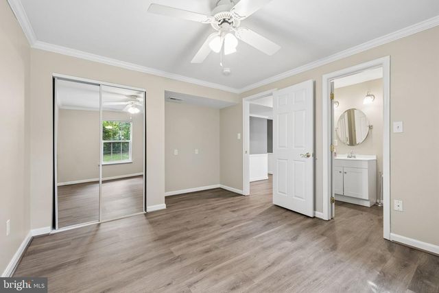 5871 PAINE RUN PL, Manassas, VA 20112