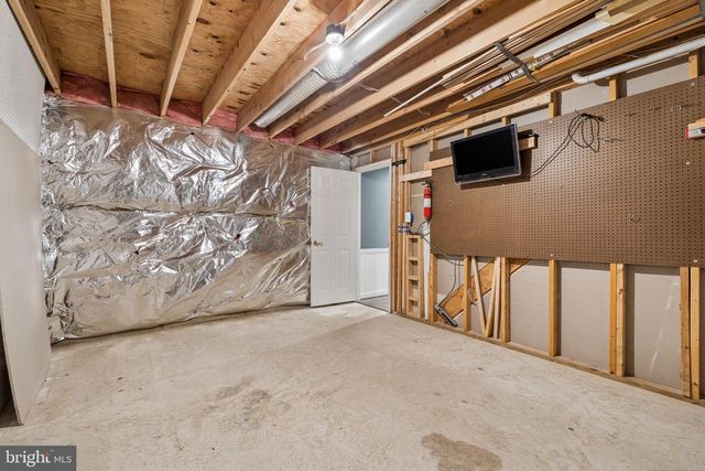 5871 PAINE RUN PL, Manassas, VA 20112