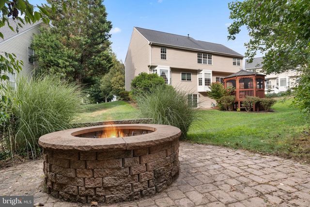 5871 PAINE RUN PL, Manassas, VA 20112