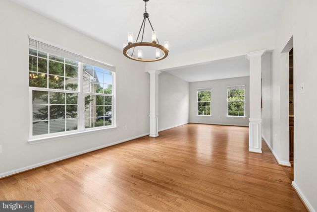 5871 PAINE RUN PL, Manassas, VA 20112