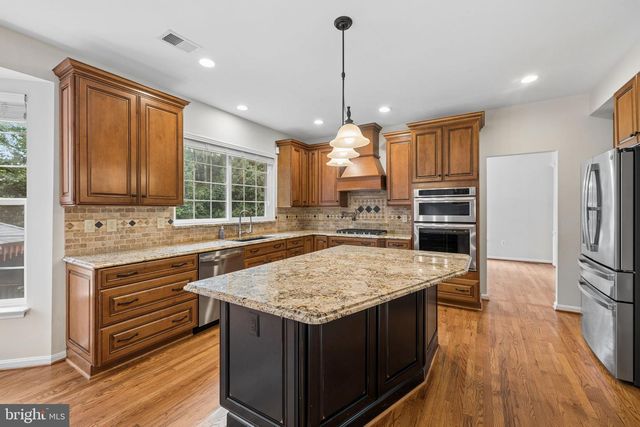 5871 PAINE RUN PL, Manassas, VA 20112