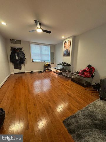 4339 WAYNE AVE, Philadelphia, PA 19140