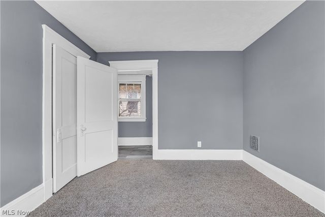 9303 Kempton Avenue, Cleveland, OH 44108